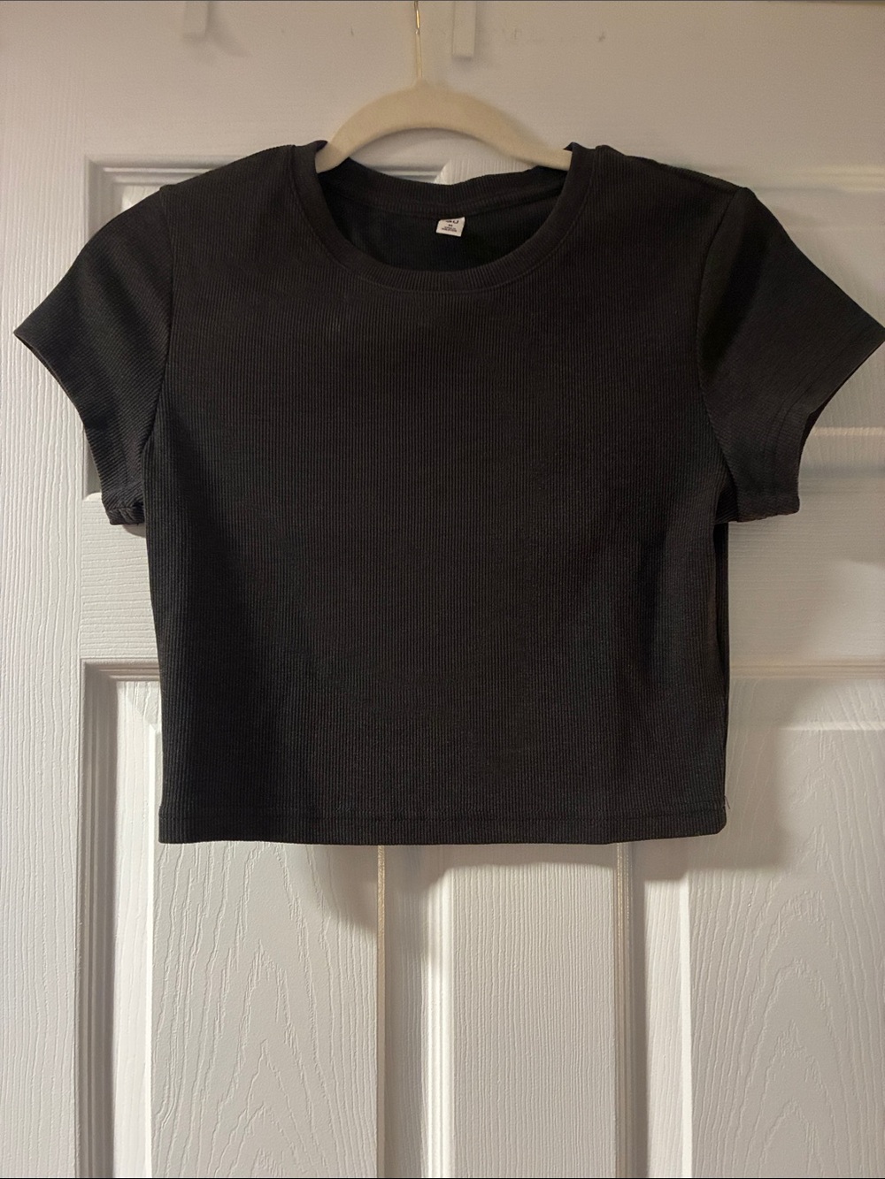 GU Women’s Ribbed Crop Tee size M
